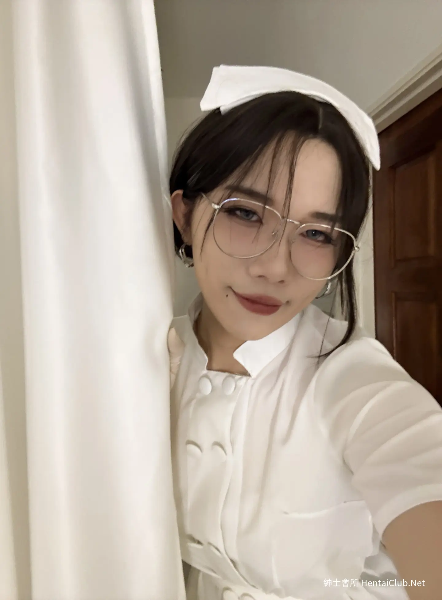 HongBin Kurenai960407 Y tá - 26