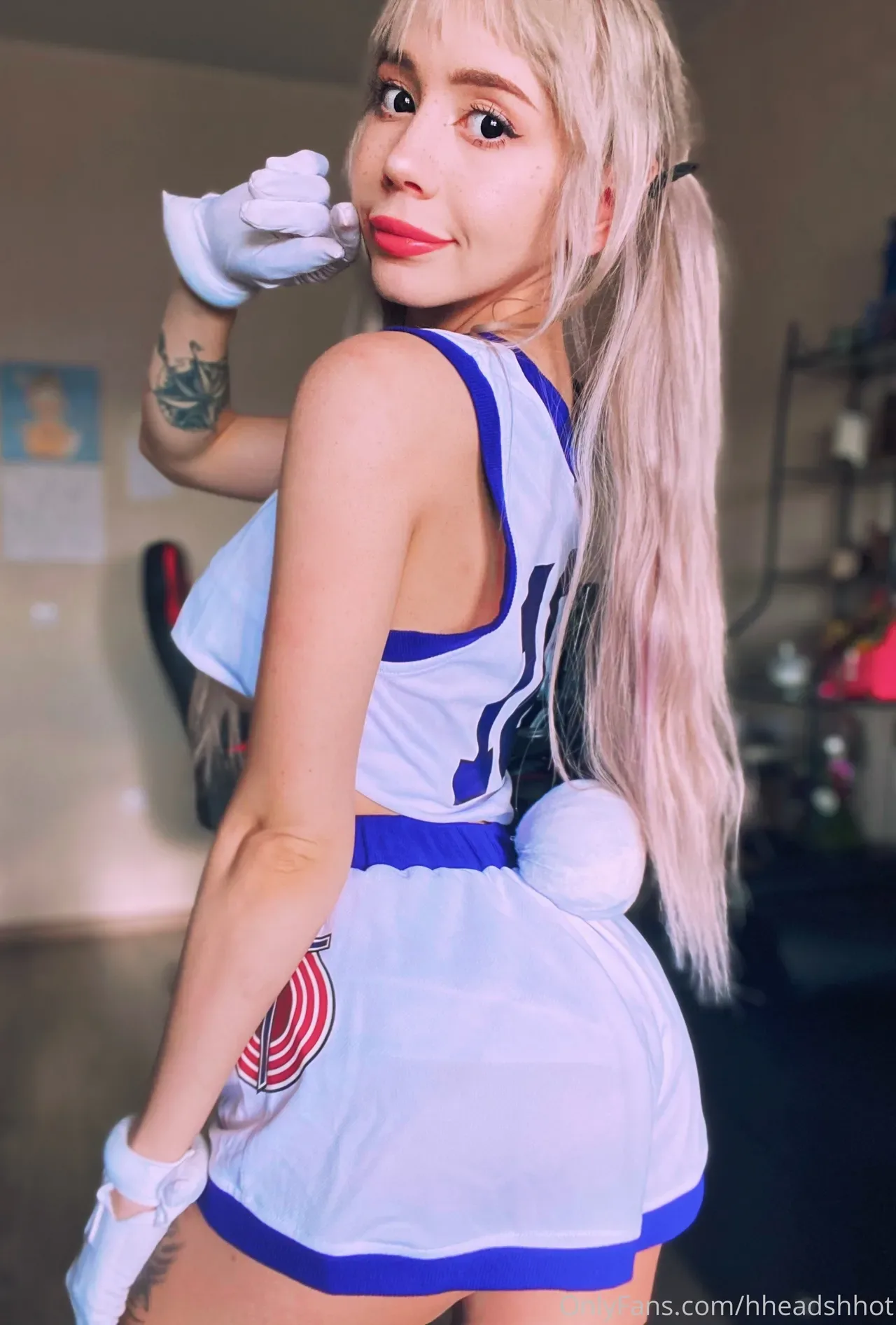 AliceBong (hheadshhot) – Lola Bunny - 13