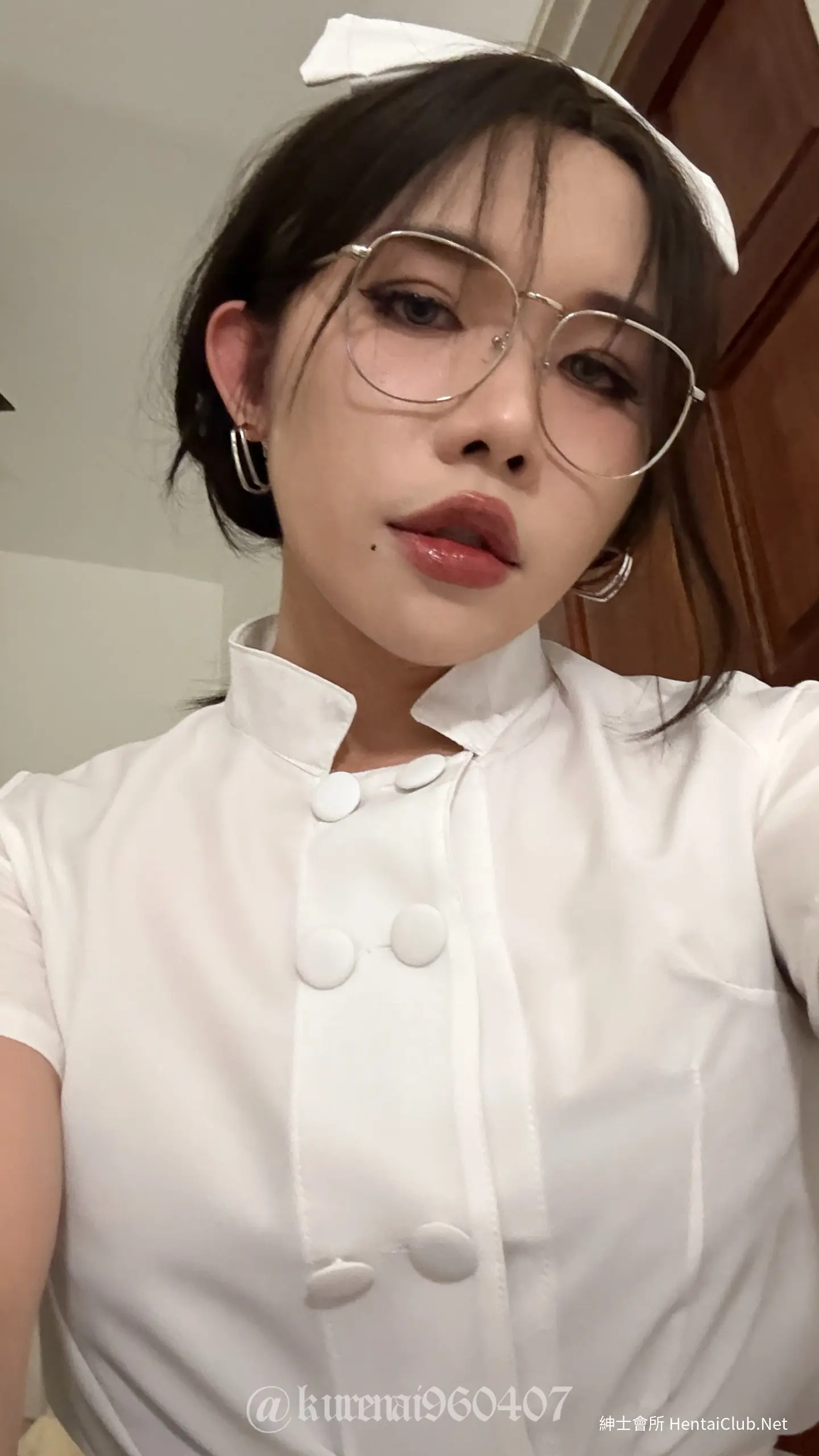 HongBin Kurenai960407 Y tá - 21
